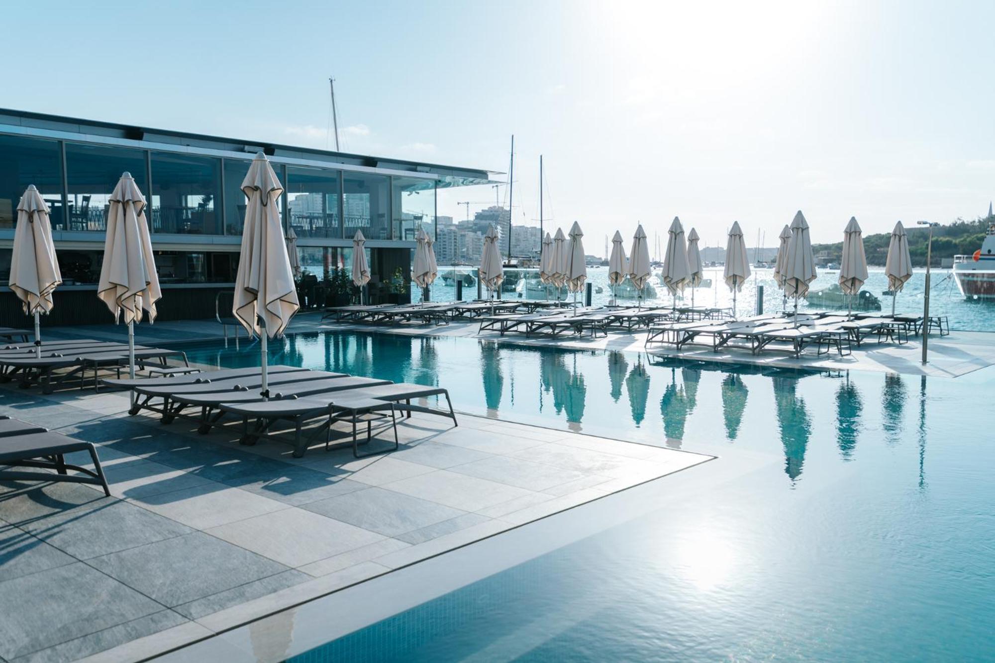 บลูเบย์ อพาร์ตเมนต์ Aparthotel Gzira ภายนอก รูปภาพ